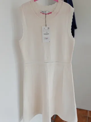 Vestido Zara Beige Talla L