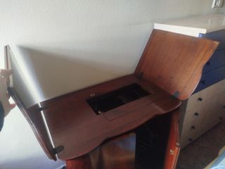 Máquina de coser antigua