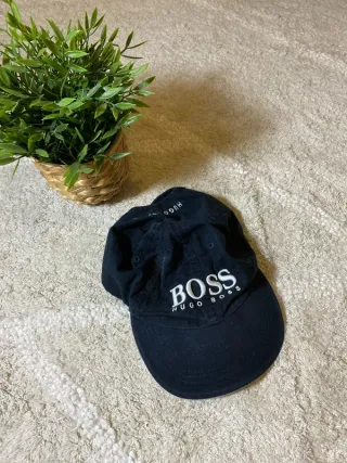 Gorra Hugo Boss Negra y Blanca