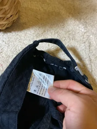 Gorra Hugo Boss Negra y Blanca