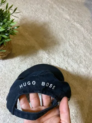 Gorra Hugo Boss Negra y Blanca