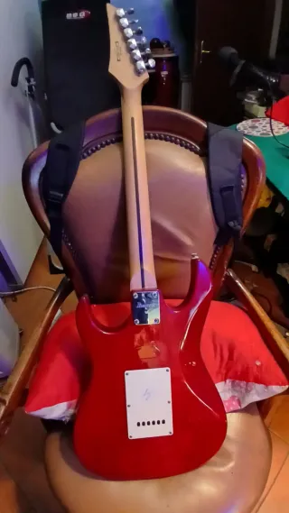 Chitarra Elettrica Ibanez GIO Rossa