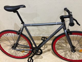 Bicicleta Fixie Fabricbike Gris Ruedas Rojas