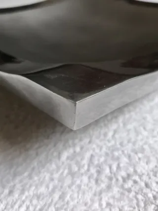 ELEGANTE CENTRO DE MESA CUADRADO METAL PLATEADO