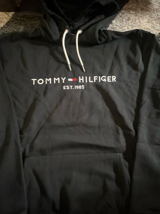Sudadera Tommy Hilfiger Negra - Sin etiqueta