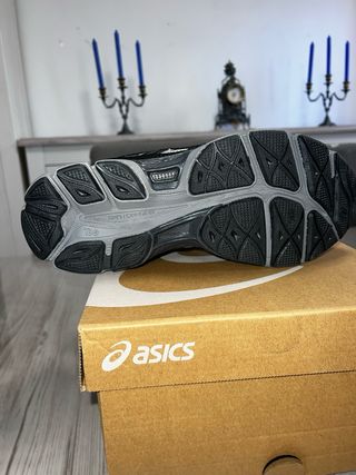 ASICS Gel NYC “black”