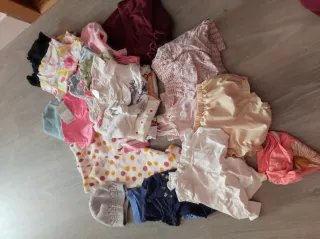 Lote Ropa y juguetes