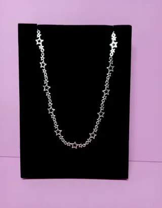Gargantilla estrellas plateada