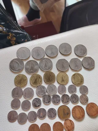 43 Monedas Antiguas de Irlanda