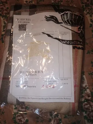 Sciarpa Burberry in cashmere originale