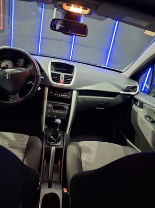 PEUGEOT 207 SW 1.6 HDi