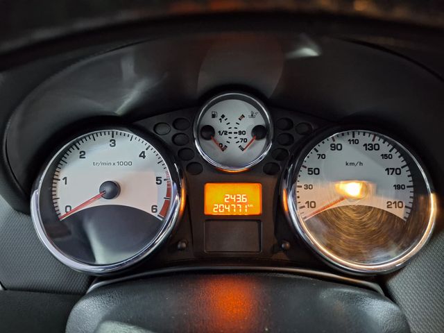 PEUGEOT 207 SW 1.6 HDi