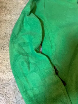 Sudadera Brench verde deportiva Y2K retro