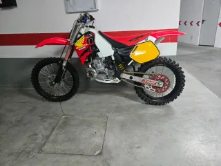 Honda CR 500cc Cross