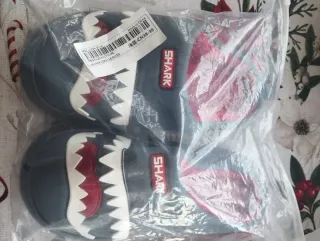 Zapatillas Tiburón Talla [Talla]