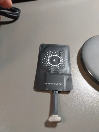 Cargador Inalámbrico Anker + Adaptador Móvil