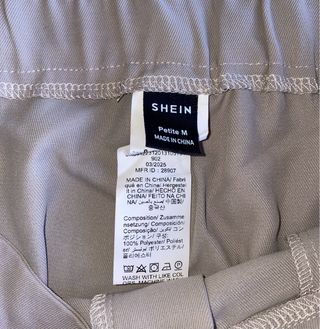 Pantalones de traje grises – Talla M, quedan ancho