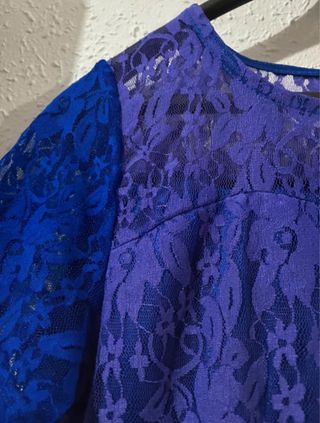 Vestido encaje dos tonos morado suave y azul