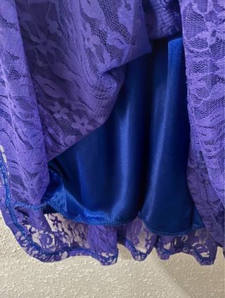 Vestido encaje dos tonos morado suave y azul