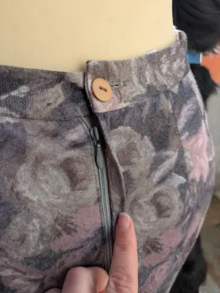 Falda tubo vintage flores talla 34