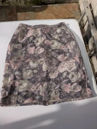 Falda tubo vintage flores talla 34