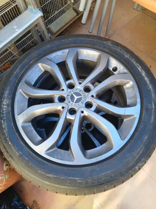 Llantas Mercedes-Benz