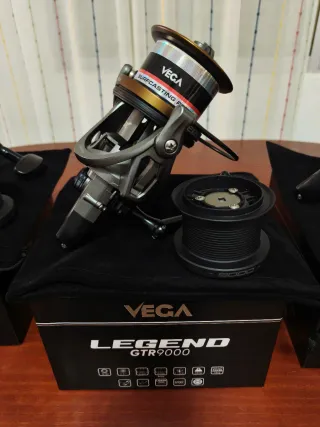 3 Carretes de pesca VEGA LEGEND GTR 9000