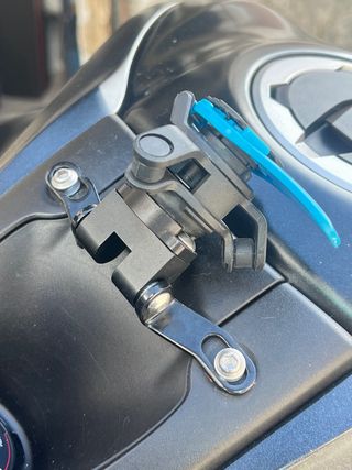 Soporte Quad Lock + Amortiguador Kawasaki Z900