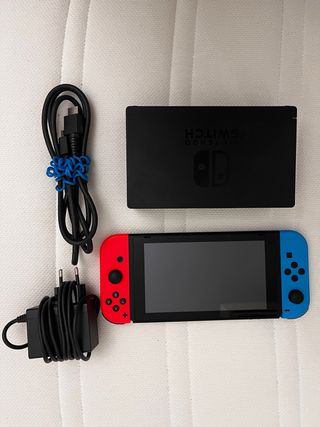 Nintendo Switch Azul y Rojo