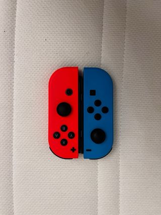 Nintendo Switch Azul y Rojo