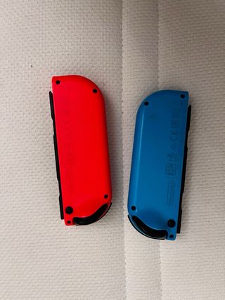 Nintendo Switch Azul y Rojo