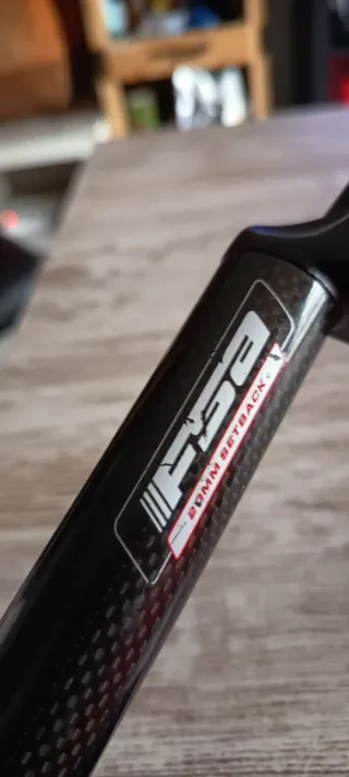 Tija de carbono FSA sl-k