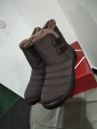 Stivaletti Donna Impermeabili Marroni Tg. 41