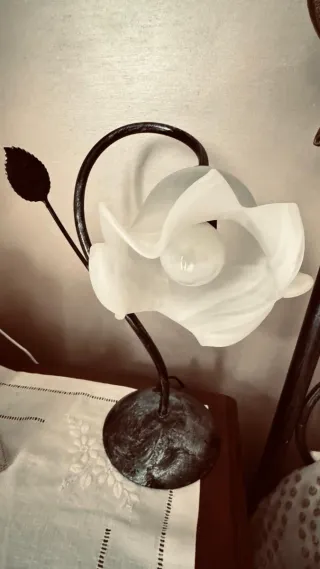 Letto ferro battuto beige e nero