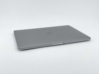 MacBook Pro 13" (2018) Intel Core i5 2.3GHz 4 núcleos - Disco 256Gb SSD - RAM 8Gb