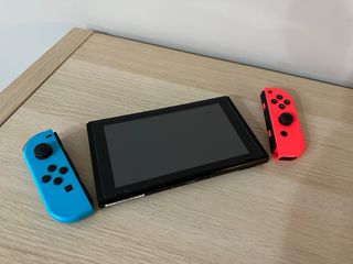 Nintendo Switch con accesorios