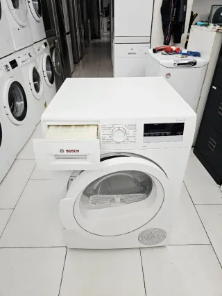 Secadora Bosch Serie 4,  8kg Bomba de Calor