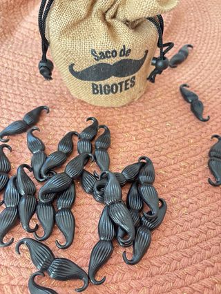 Juego de cadena de bigotes Rapidez