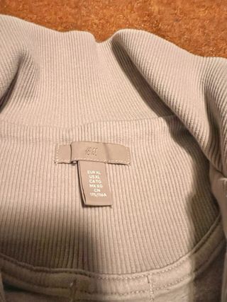 Sudadera beige mujer