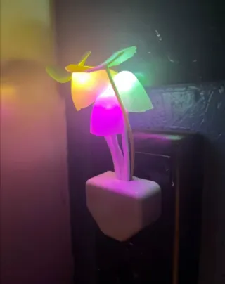 Lámpara Hongo LED Nocturna Enchufe UE