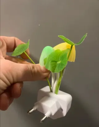 Lámpara Hongo LED Nocturna Enchufe UE