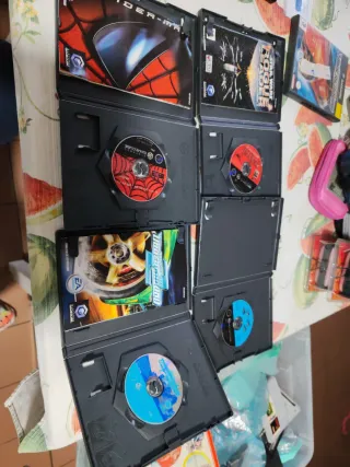 4 Giochi Nintendo GameCube: Star Wars, Sims, Spide