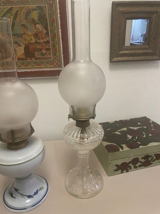 Lámpara de aceite antigua de cristal