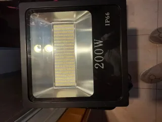 Foco LED 200W IP66