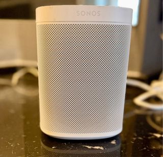 Sonos One Gen 2 Smart Speaker Bianco