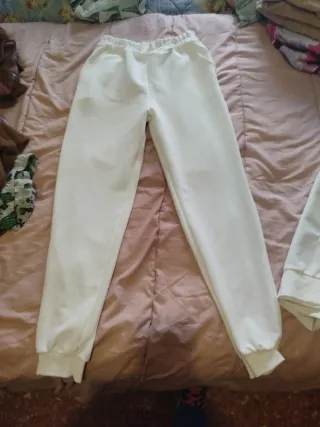 Conjunto deportivo mujer blanco