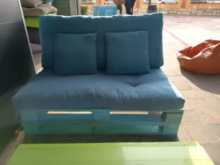 Muebles de Palets con Cojines