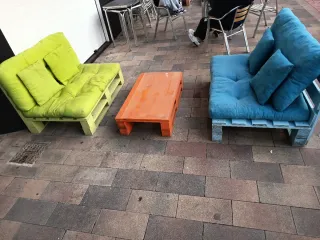 Muebles de Palets con Cojines