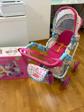 Cochecito de muñecas Nenuco