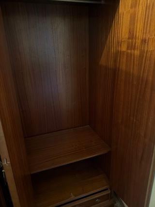 Armario de estilo neoclásico